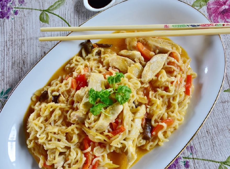 Leckere Nudeln wie beim China Restaurant Mandarin in Gütersloh.